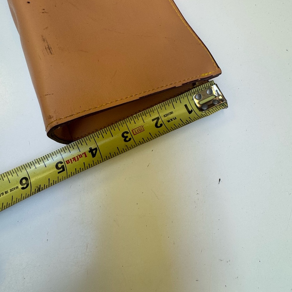 Louis Vuitton genuine vintage 80’s Tan Leather Pochette Makeup cosmetic pouch - Picture 10 of 14